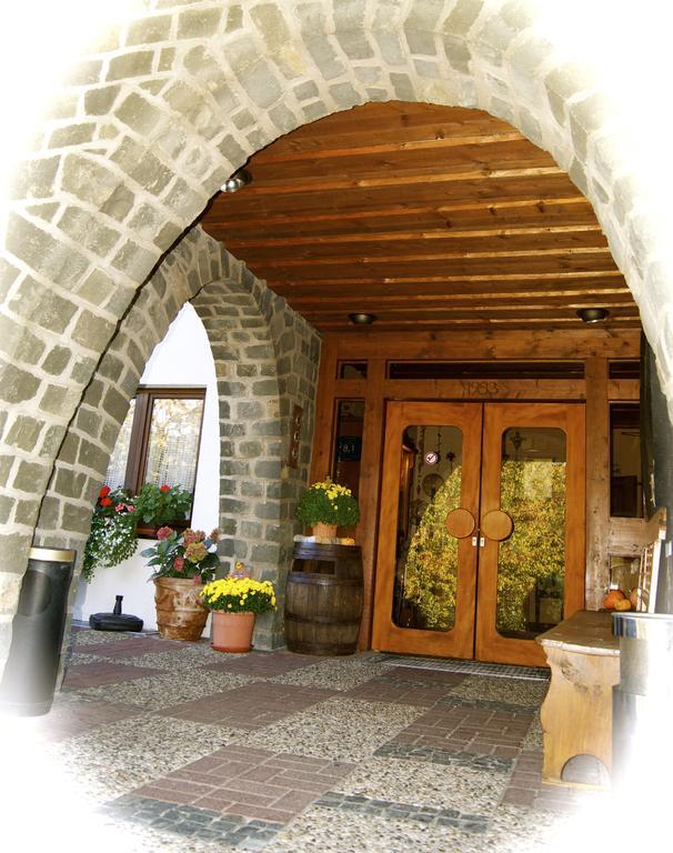Hotel - Reweschnier Kusel Zewnętrze zdjęcie